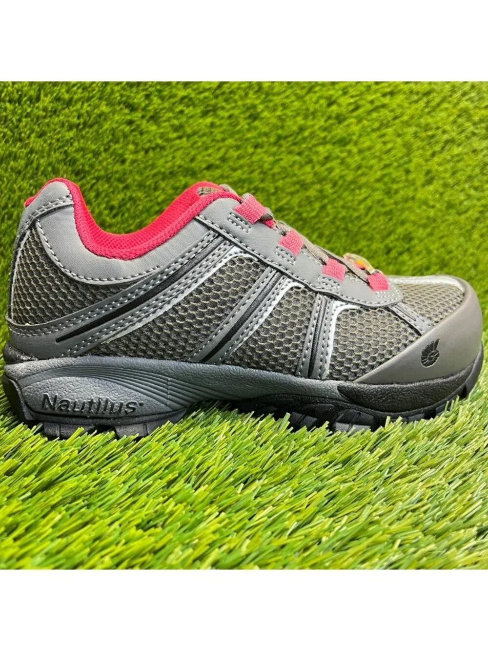 Nautilus N1393 ESD Womens Size 6D Gray Pink Black Steel Toe Safety Work Shoes